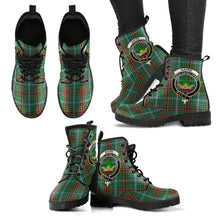 Load image into Gallery viewer, Gayre Tartan Clan Badge Leather Boots
