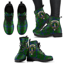 Load image into Gallery viewer, Henderson Modern Tartan Clan Badge Leather Boots