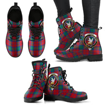 Load image into Gallery viewer, Lindsay Modern Tartan Clan Badge Leather Boots